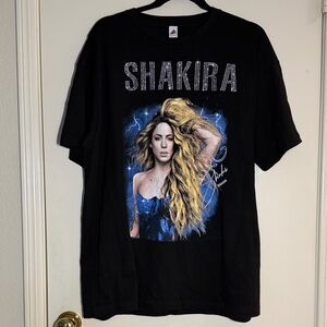 Shakira Concert Tour T-Shirt NWOT 100% Cotton